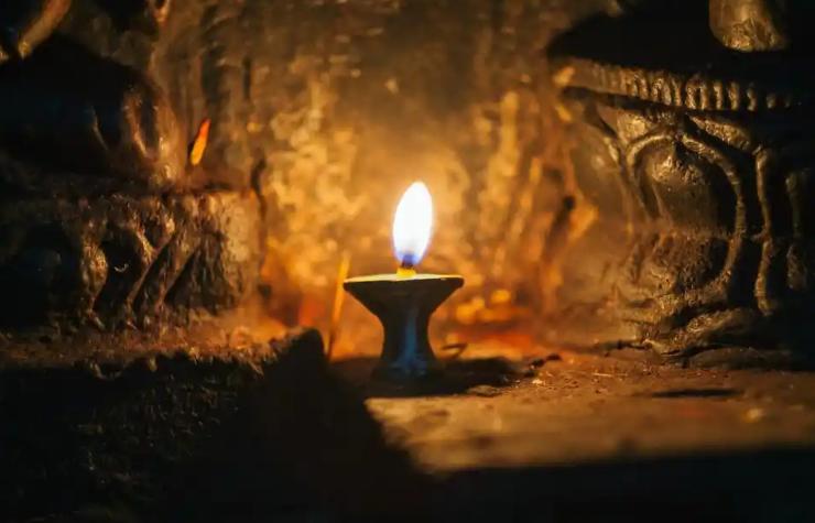 曹操在死后曹丕的一个做法 让他饱受非议（收纳后宫） 