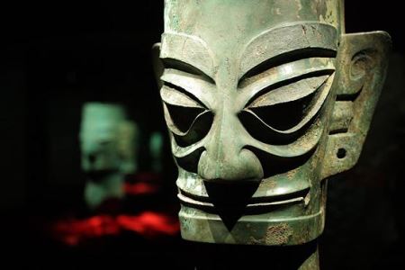 4000年前南方最大古城？三星堆青铜人像来自哪？真是外来文明吗？