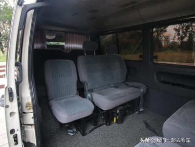 奔驰e300l油耗实际多少？奔驰e300l后视镜如何调
