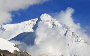 我国最高山峰是珠穆朗玛峰:8848m 我现在有一张足够大的纸张 厚度为:0.01m 请问？世界最高的山峰，珠穆朗玛峰8844.43米(曾超过12000米)