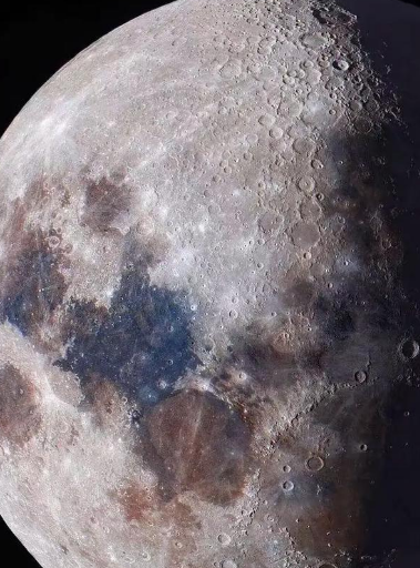 月球背面是外星人基地？还是人类被“骗”了千年？