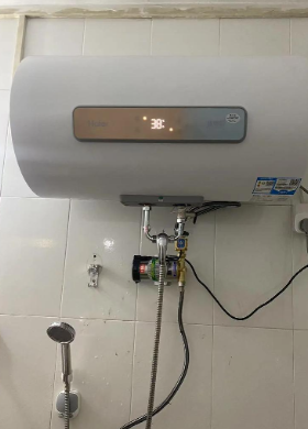 海尔电热水器下面的细电线怎么接？