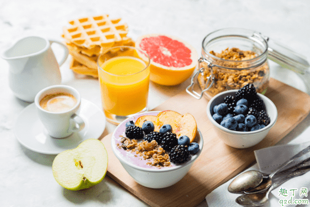早餐吃什么可以通肠润便 早餐吃哪些食物可以预防便秘2