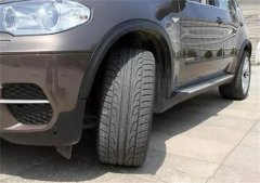 “宽轮胎”和“窄轮胎”区别有多大 家用车该怎么选？