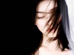 头发不够乌黑光亮？几味药膳来帮你