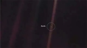 旅行者1号最后拍的照片 人类为什么深思？（地球照片）