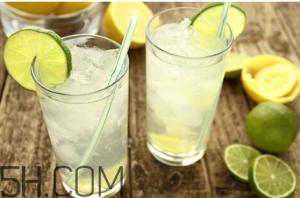 秋天的茄子能吃吗?秋天喝柠檬水注意事项 秋天的茄子能吃吗?秋天喝柠檬水注意事项