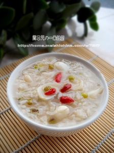 想要祛斑？多吃绿豆百合