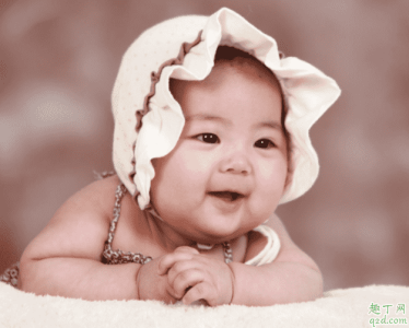 大龄孕妇胎儿容易致畸形吗 精子畸形怀孕的孩子能要吗3
