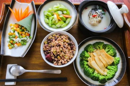 月子餐的饮食原则 月子餐的重要性 月子餐的饮食原则 月子餐的重要性