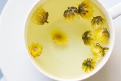 菊花茶放多少菊花合适？菊花茶放多了喝样