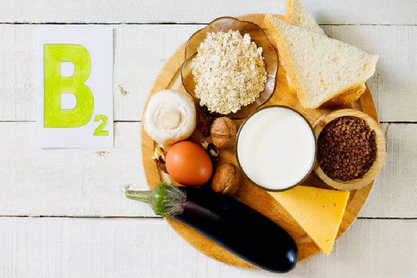维生素b2放在口腔溃疡上有用吗 维生素b2对脱发有帮助吗