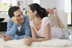 发现老公搞暧昧能原谅吗？老公跟别人暧昧算出轨吗？