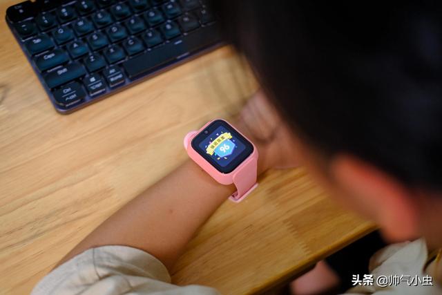 小米儿童手表5x和5pro对比 小米米兔儿童手表5X测评(15)