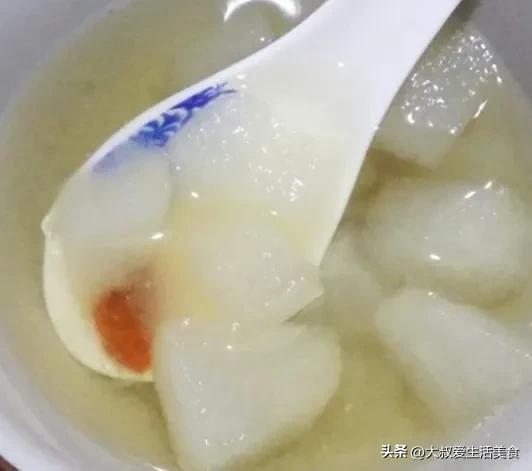 冰糖雪梨怎么制作可以止咳化痰(冰糖雪梨的正确做法)(3)