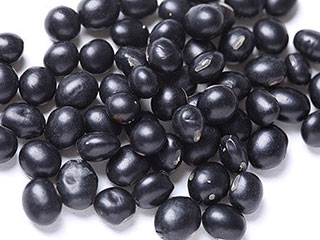 吃黑豆能够补肾抗衰 黑豆的几种创意吃法