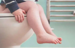 孩子便秘吃蜂蜜有用吗？便秘吃香蕉有用吗？