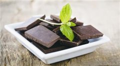 美肤降血压你知道吃巧克力的益处吗？
