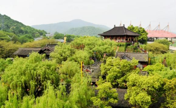 杭州东站和南站哪个离西湖近?杭州西湖到宋城景区有多远