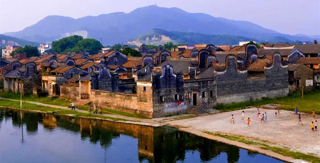 云浮有什么好玩的景点？广东云浮旅游景点大全！
