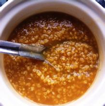 吃红糖小米粥,养胃补气血