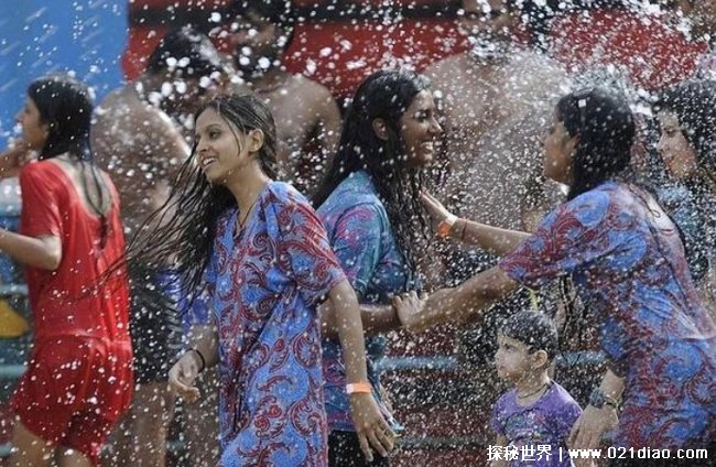 印度为什么很少爆发疾病 因为印度的传统习惯(注重卫生)