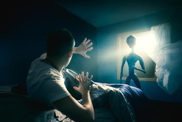 中国3大UFO事件,贵州“空中怪车”事件,真是外星人干的?