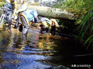 四川瓦屋山的迷魂凼（四川瓦屋山迷魂凼）(4)