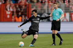 AC米兰成功签约日本中场镰田大地，增强实力迎接新赛季