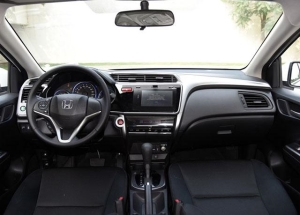 紧凑型动力最好的几款车(实测最省油的5款紧凑型车)(3)