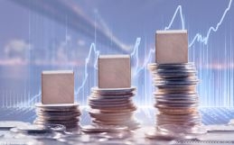 如何选购股票型基金？股票型基金适合长期持有吗？