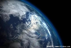  地球大气层在哪里结束 距地球表面约100公里(俗称卡门线)