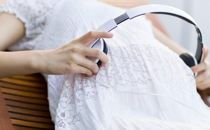 长胎不长肉的孕期食谱分享，胎儿偏小吃“它们”补得快