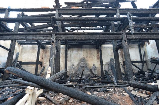 叔叔夺得侄子的皇位后建一寺庙，内藏两奇宝，日军入侵时意外发生（叔叔夺得侄子的皇位后建一寺庙）(3)