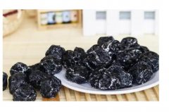 患什么病时不能吃乌梅？乌梅核能治痔疮？