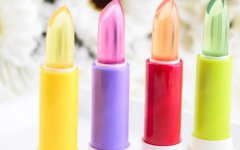 果冻口红哪个颜色好看果冻口红用不沾杯