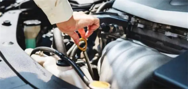 1715587750447964.jpg 汽车清洗发动机多少钱 汽车清洗的方法