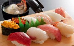 做寿司该选择主食材做寿司用什么米最好吃