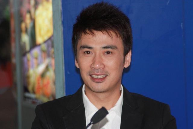 柳云龙为何被称为 谍战剧之父 揭秘柳云龙的成名经历（柳云龙为何被称为）(2)