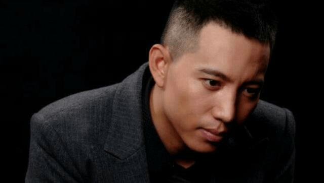 谷智鑫 34岁拍戏坠马瘫痪,女友照顾他8年,未办婚礼成遗憾(34岁拍戏坠马瘫痪)(2)