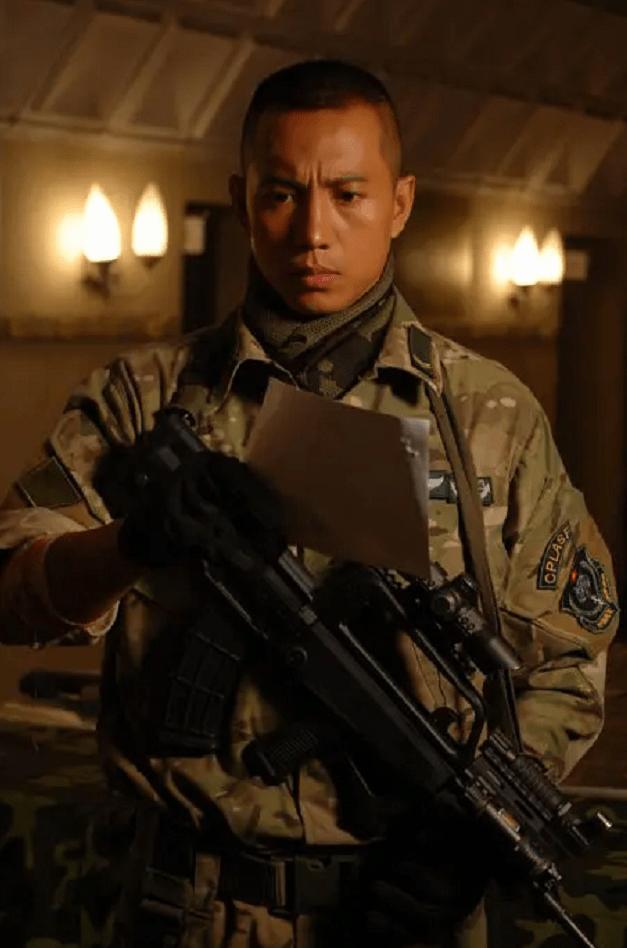 谷智鑫 34岁拍戏坠马瘫痪,女友照顾他8年,未办婚礼成遗憾(34岁拍戏坠马瘫痪)(6)