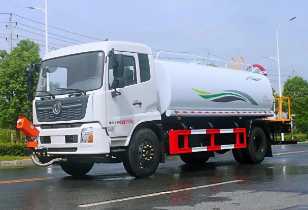 洒水车 洒水车