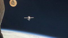 俄罗斯机器人货船Progress？86离开国际空间站，在地球大气层中燃烧