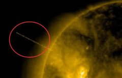 暗物质可能是黑洞所有星系或镶嵌在很大黑洞球体中