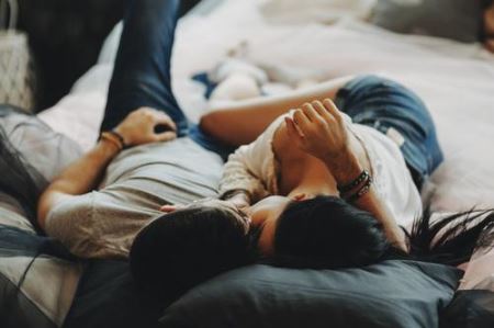 夫妻之间没有别的矛盾，只是夫妻生活不和谐，应该选择离婚吗？