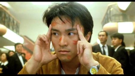 令科学家困惑的宇宙未解之谜:宇宙最恐怖景象,124亿年地方 发生14个星系连环碰撞吞噬