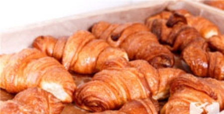 如何做虾仁牛肉蛋炒饭?详细步骤分享!