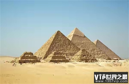 银河系比太阳系大多少，银河系有一千多亿个太阳系宇宙无穷大