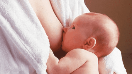 如何刺激宝宝的视觉、听觉、触觉发育?