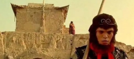 为女神弃赛最强大脑的何猷君，和女神约会时，却付不起一杯咖啡钱